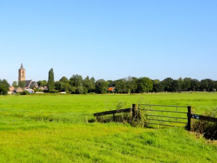 Eemnes vanuit de polder